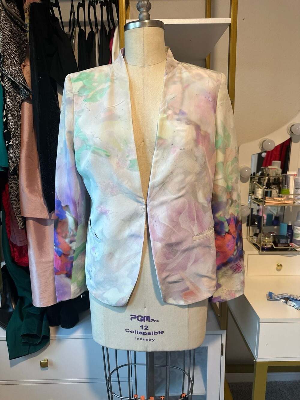 Escada Pastel Watercolor Floral One-Button Satin Blazer